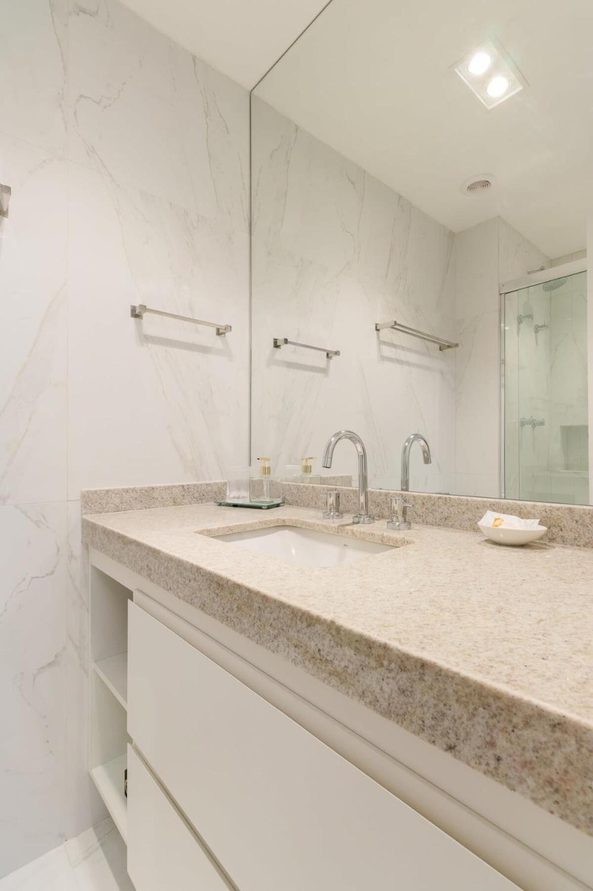 Apartamento B Homy Paraiso - Studio Espacoso C Design Ahz1004